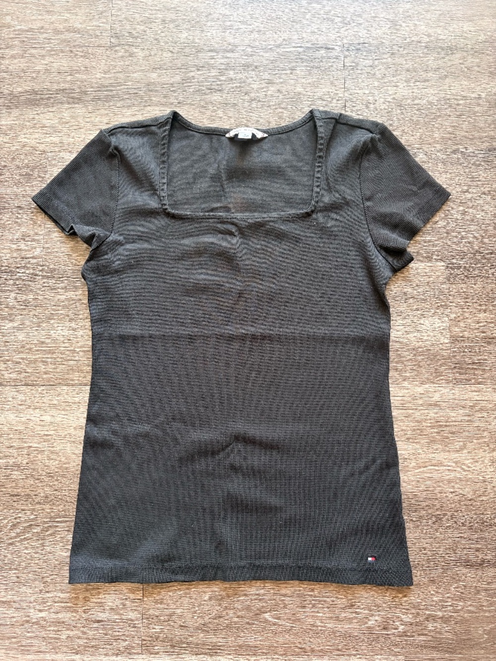 TOMMY HILFIGER Solid Square-Neck T-shirt